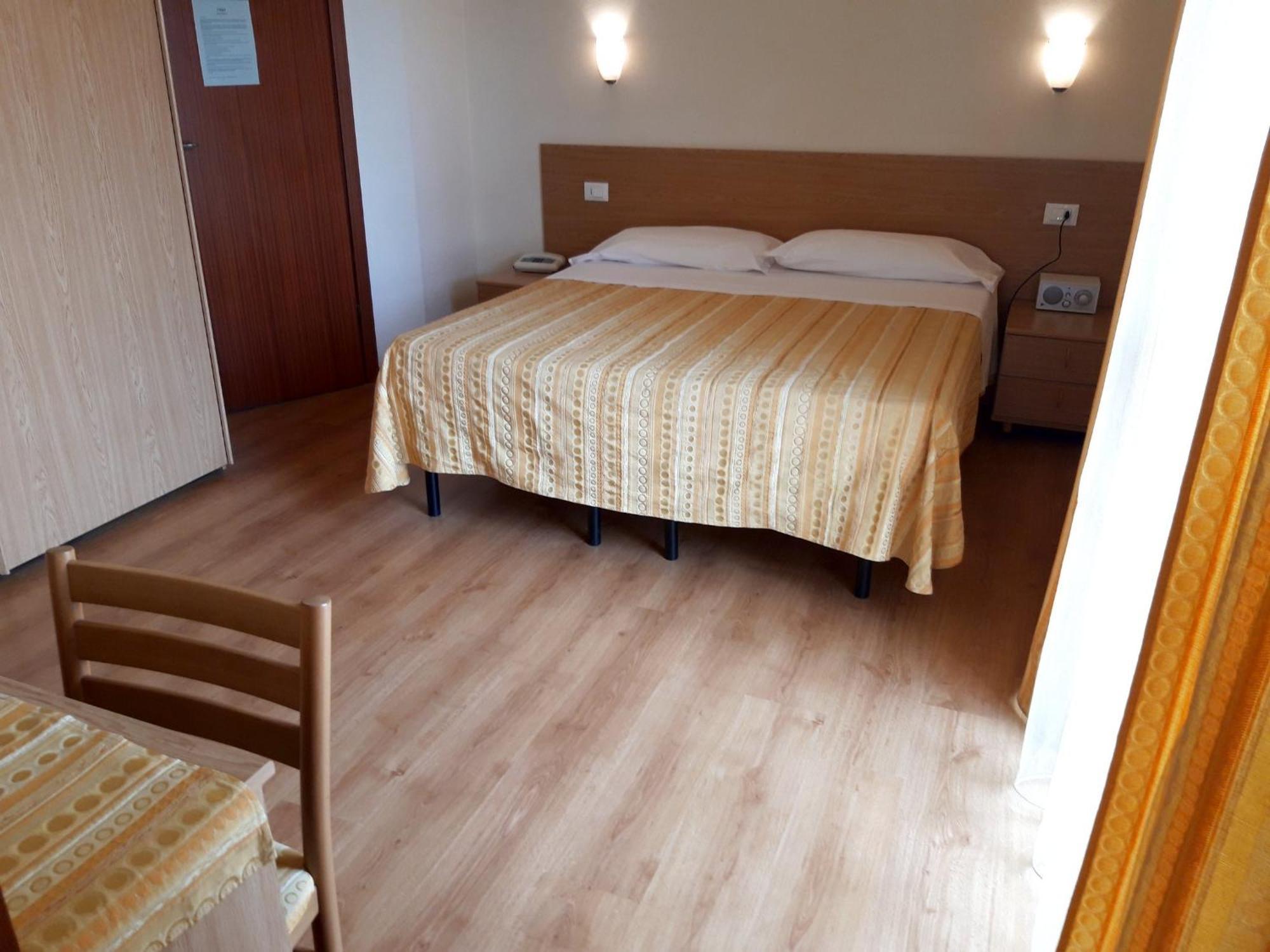Hotel Mariani Lido di Camaiore Exteriör bild